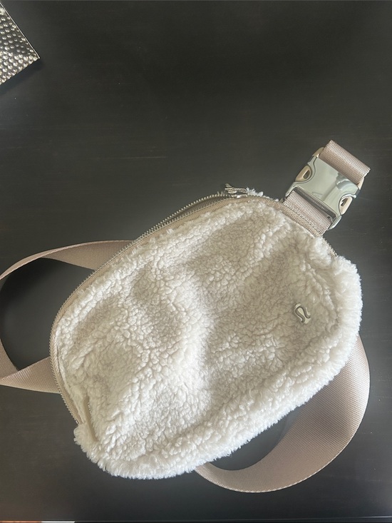 lululemon athletica Handbags - lululemon athletica Cream Sherpa Crossbody Belt Bag with Taupe Strap